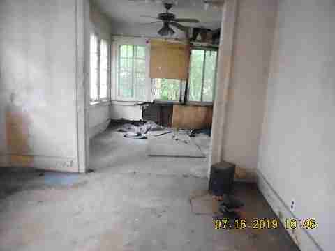 3345 Burlingame (9)_m.jpg